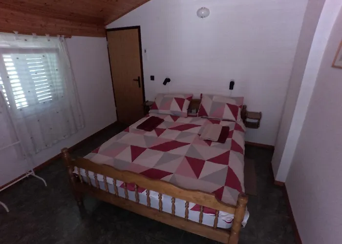 Apartmani Skrnjug